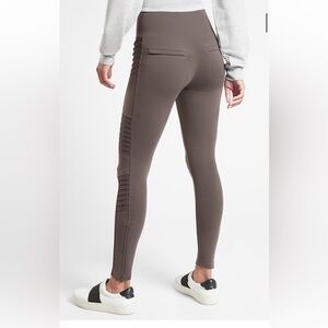 Brown High-Waisted Leggings